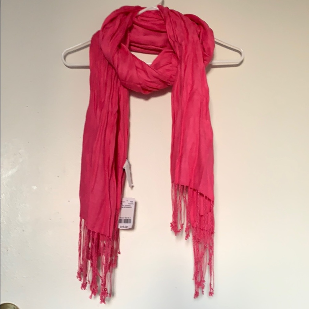 💥 2 for $25 LE CHATEAU Pashmina 🧣